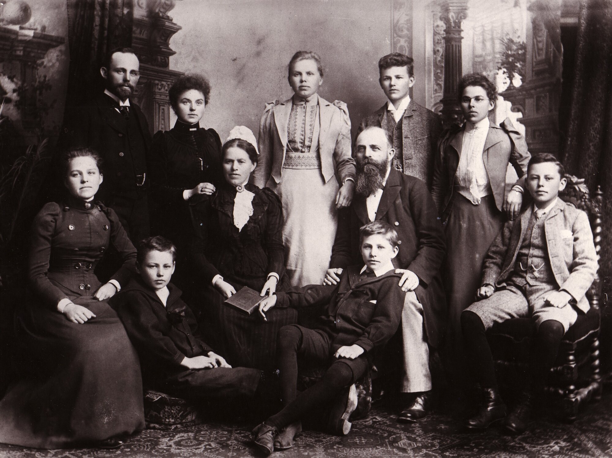 van Asch Family - 1892