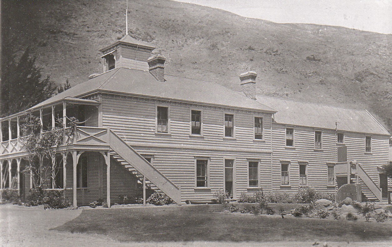 Boys House - 1900 