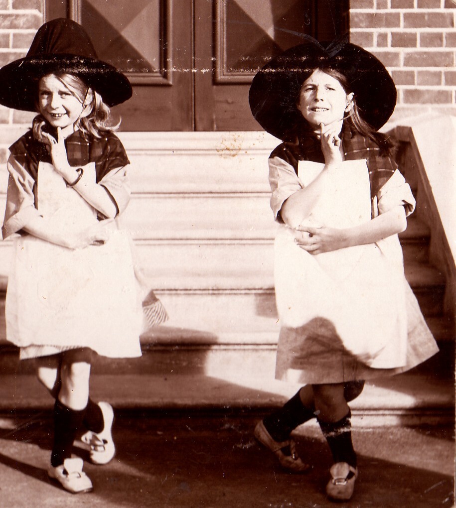 Dancing Costume - 1913