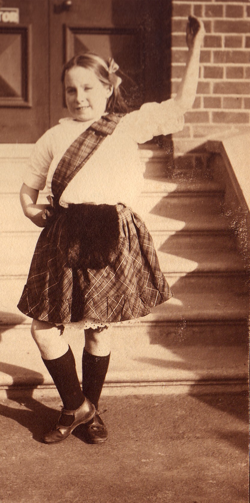 Scottish Costume - 1913