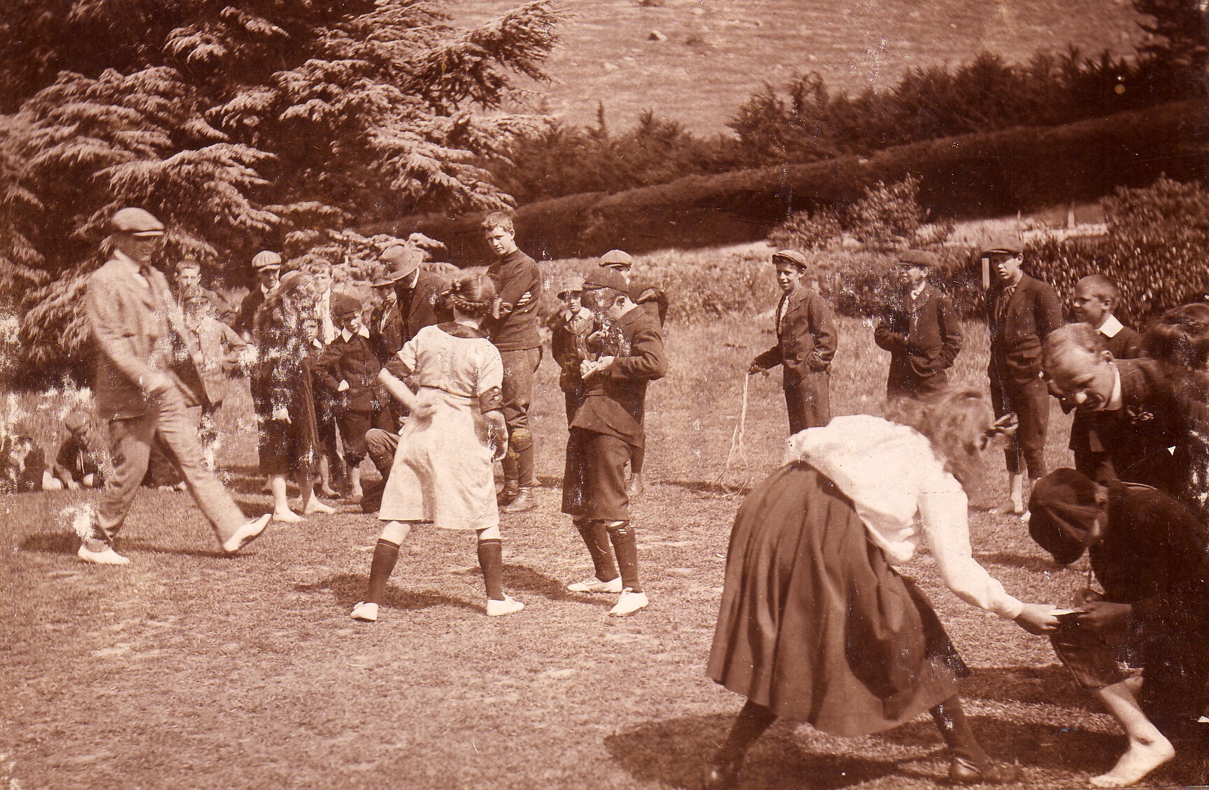 Lip Reading Race - 1914 
