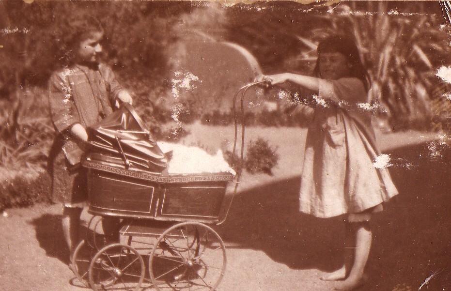Pram - 1914