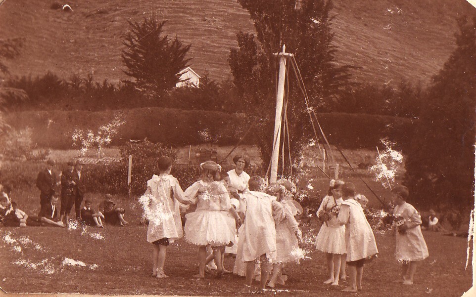 Maypole - 1914 