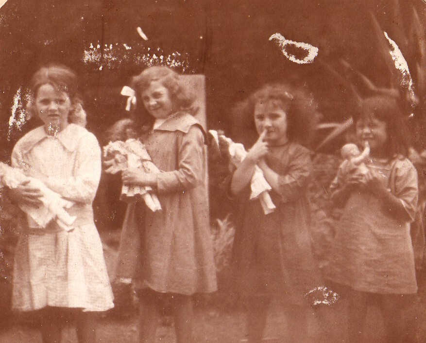 Dolls - 1914