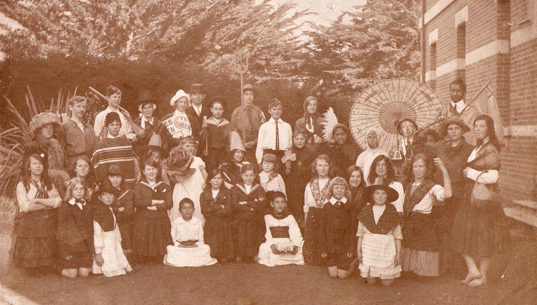 Drama Group Photo - 1913