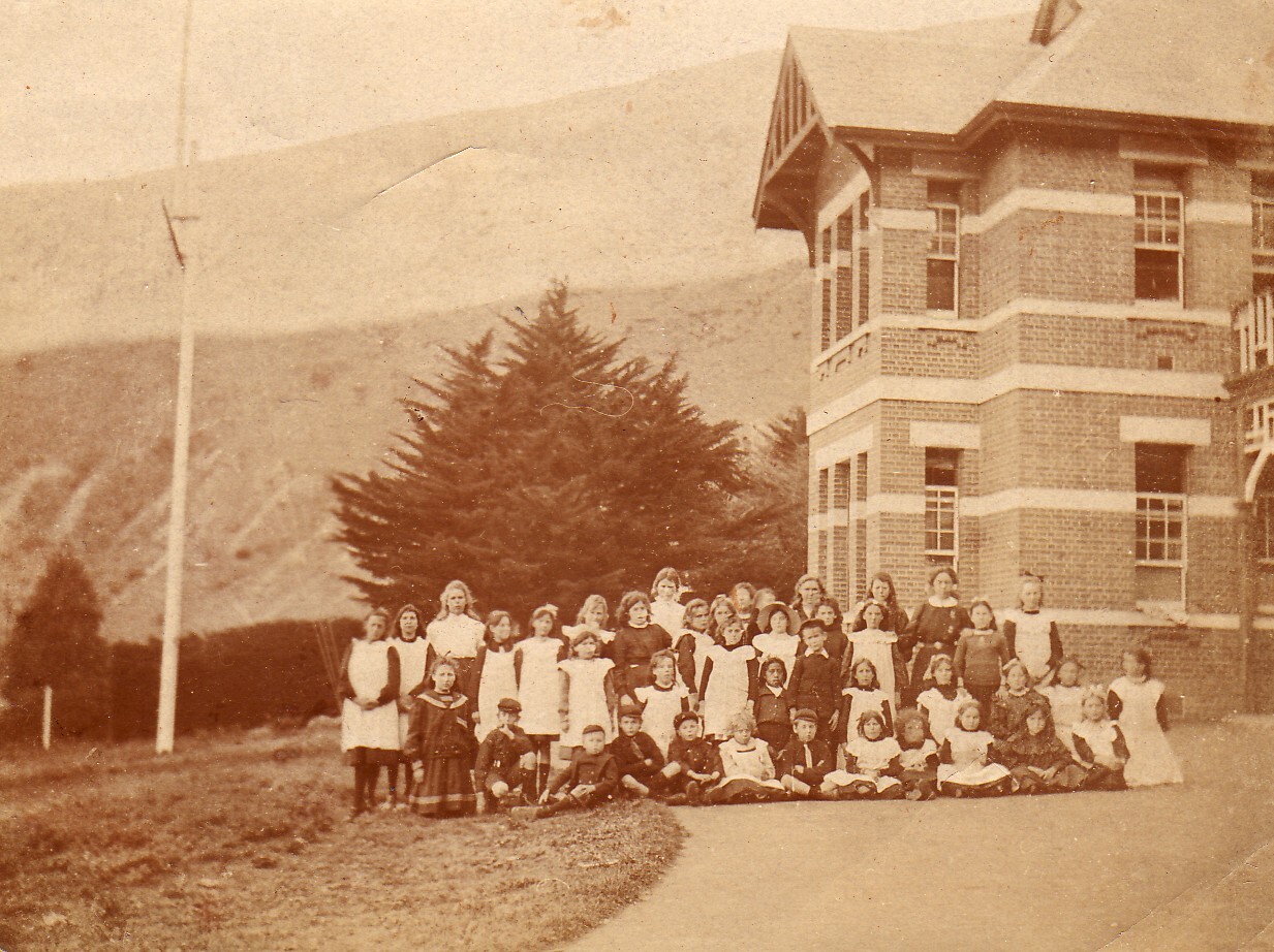 School Group photo - 1913