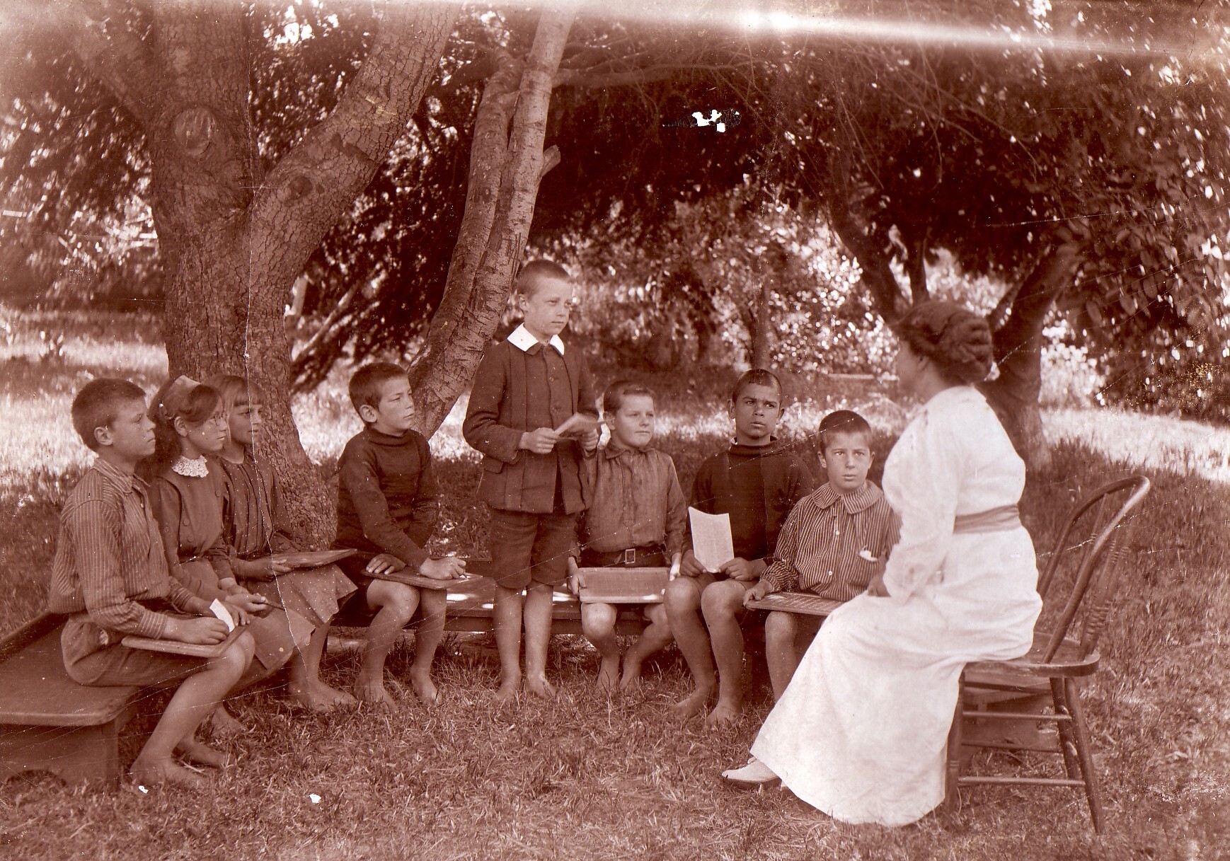 Miss Reid &amp; Class - 1914