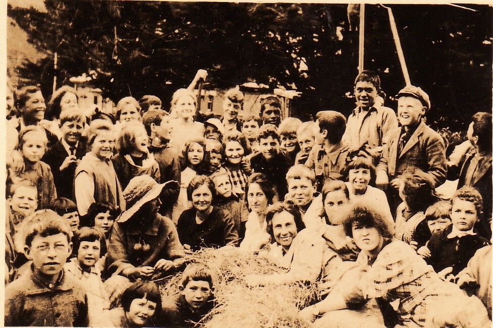 Students on Hay - 1921