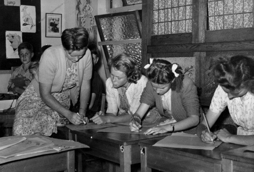 Classroom Activity - 1946