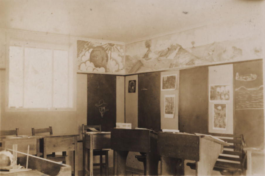 Titirangi Classroom - 1940s