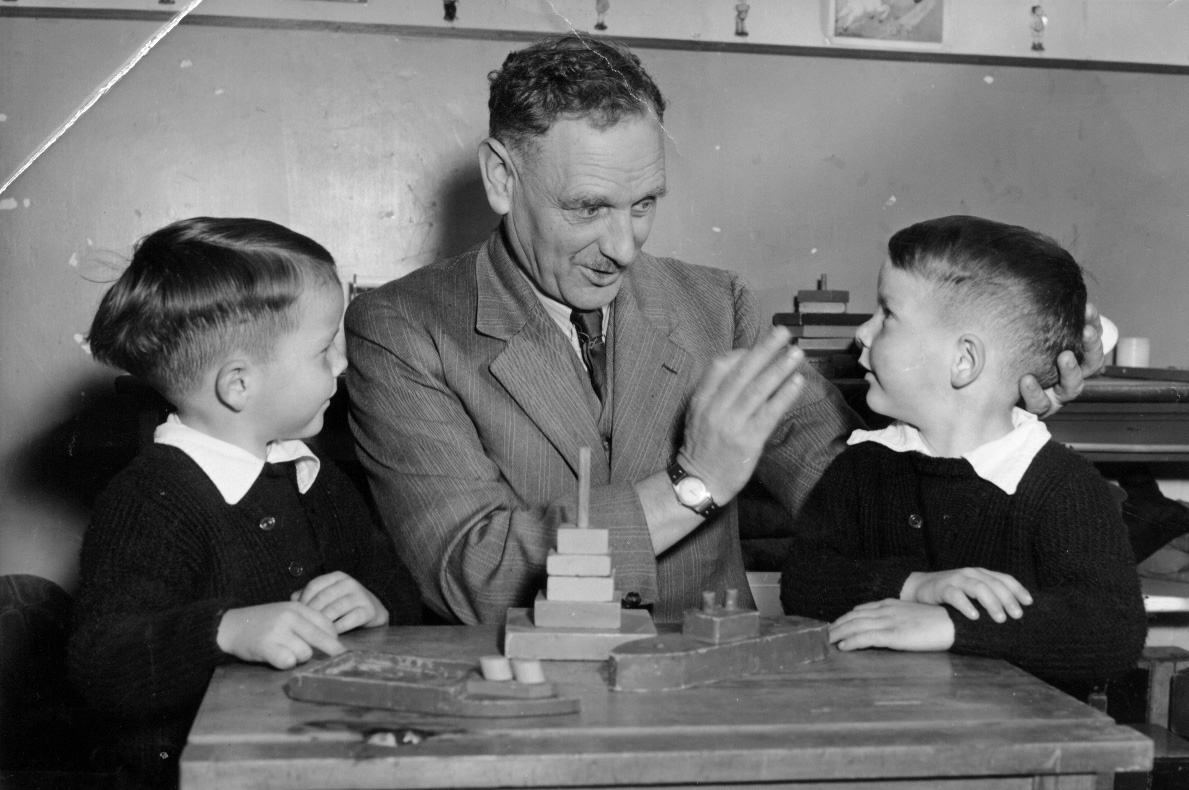 Mansell Twins - 1954