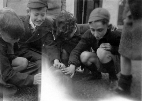Students Visting Auckland Zoo - 1948