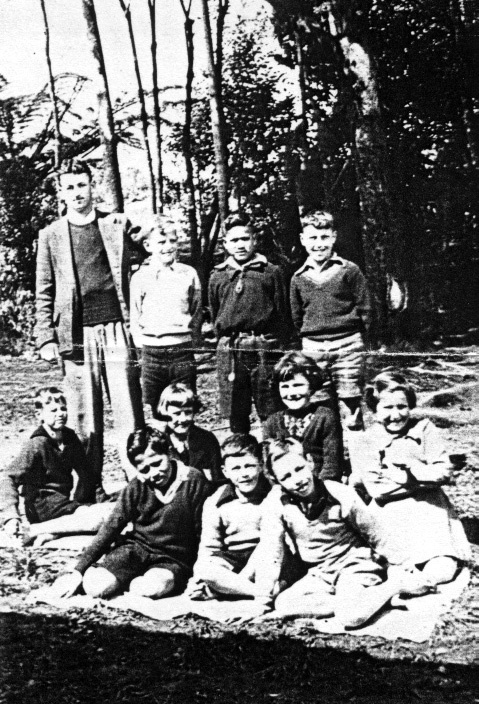 Class Photo - 1952