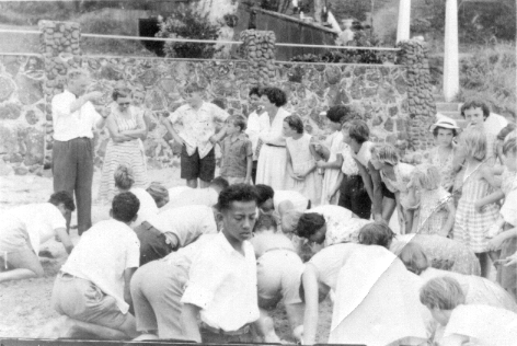 Treasure Hunt - 1952