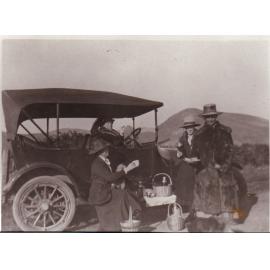 Emmeline van Asch and car