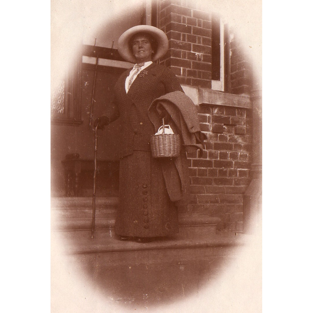 Miss J Paul